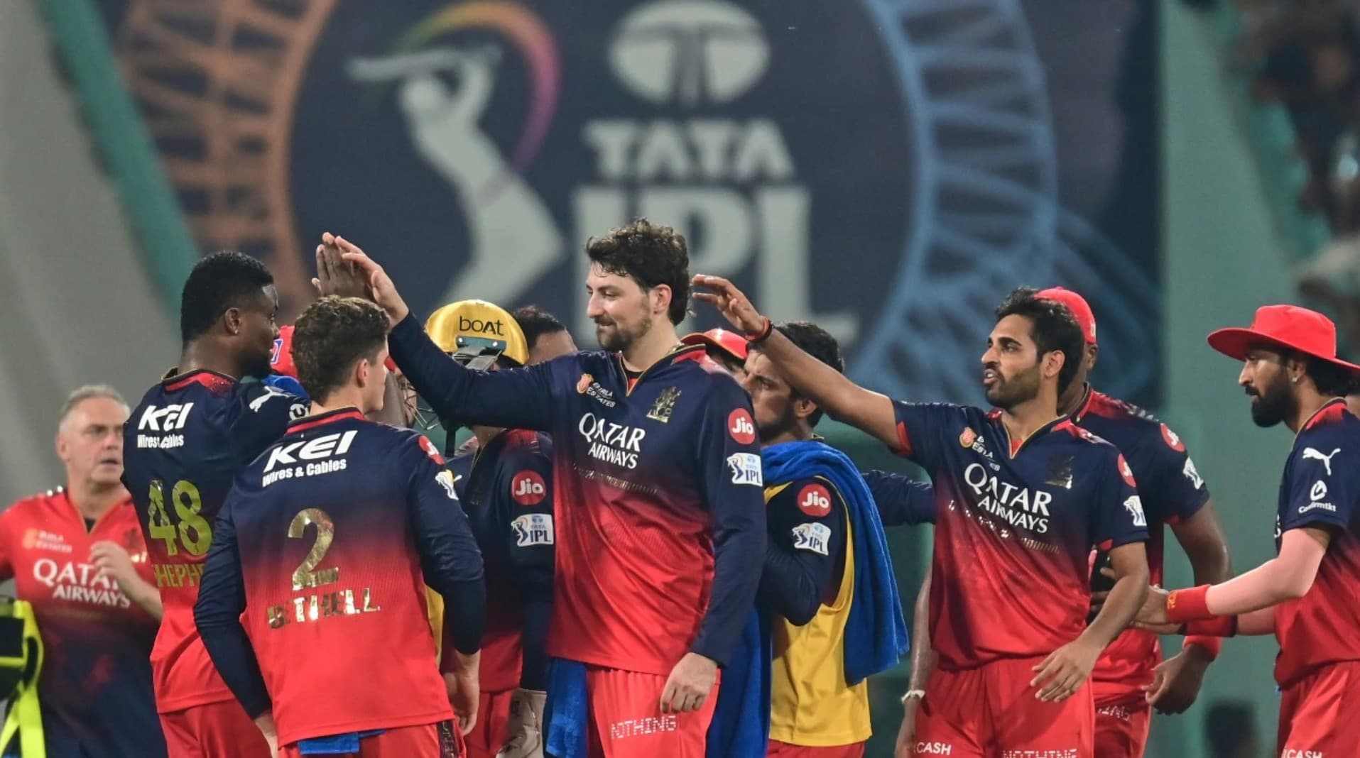 IPL 2025 Highlights: RCB ने 229 रन का पहाड़ जैसा लक्ष्य चेस कर मचाया धमाल, पंत का शतक पड़ा फीका, जितेश शर्मा बने हीरो!