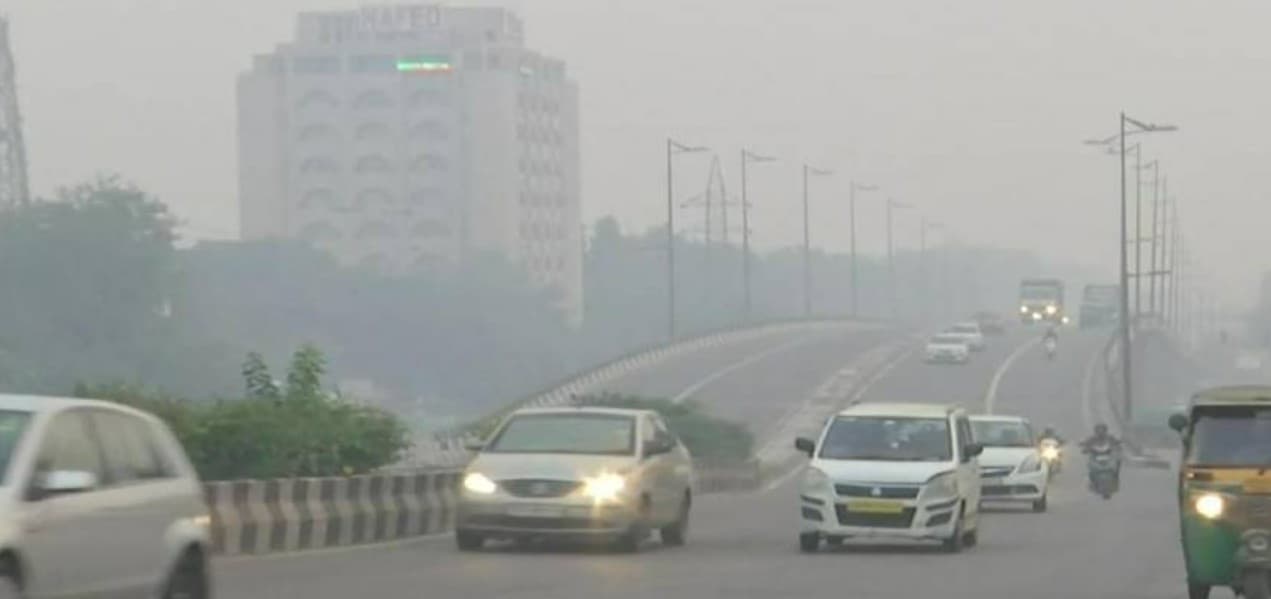 दिल्ली Weather Update: सुबह की हल्की धुंध, AQI 279 पर स्थिर; नवंबर में बढ़ेगी ठंड और प्रदूषण