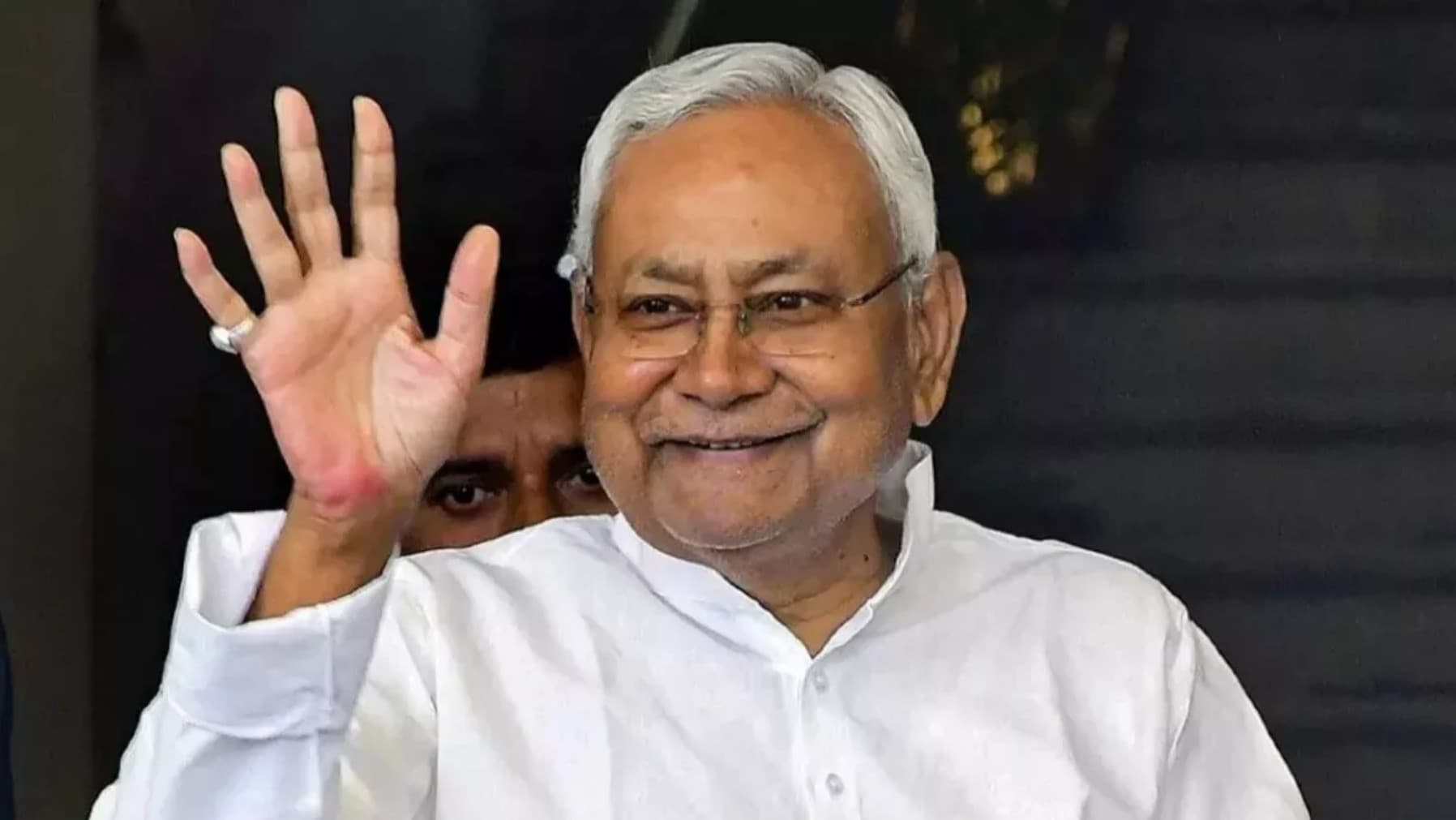 Bihar Politics News: नीतीश कुमार बिहार की सियासत का वो शहंशाह, जिसे हर बार हल्के में लेने की भूल करते हैं विरोधी