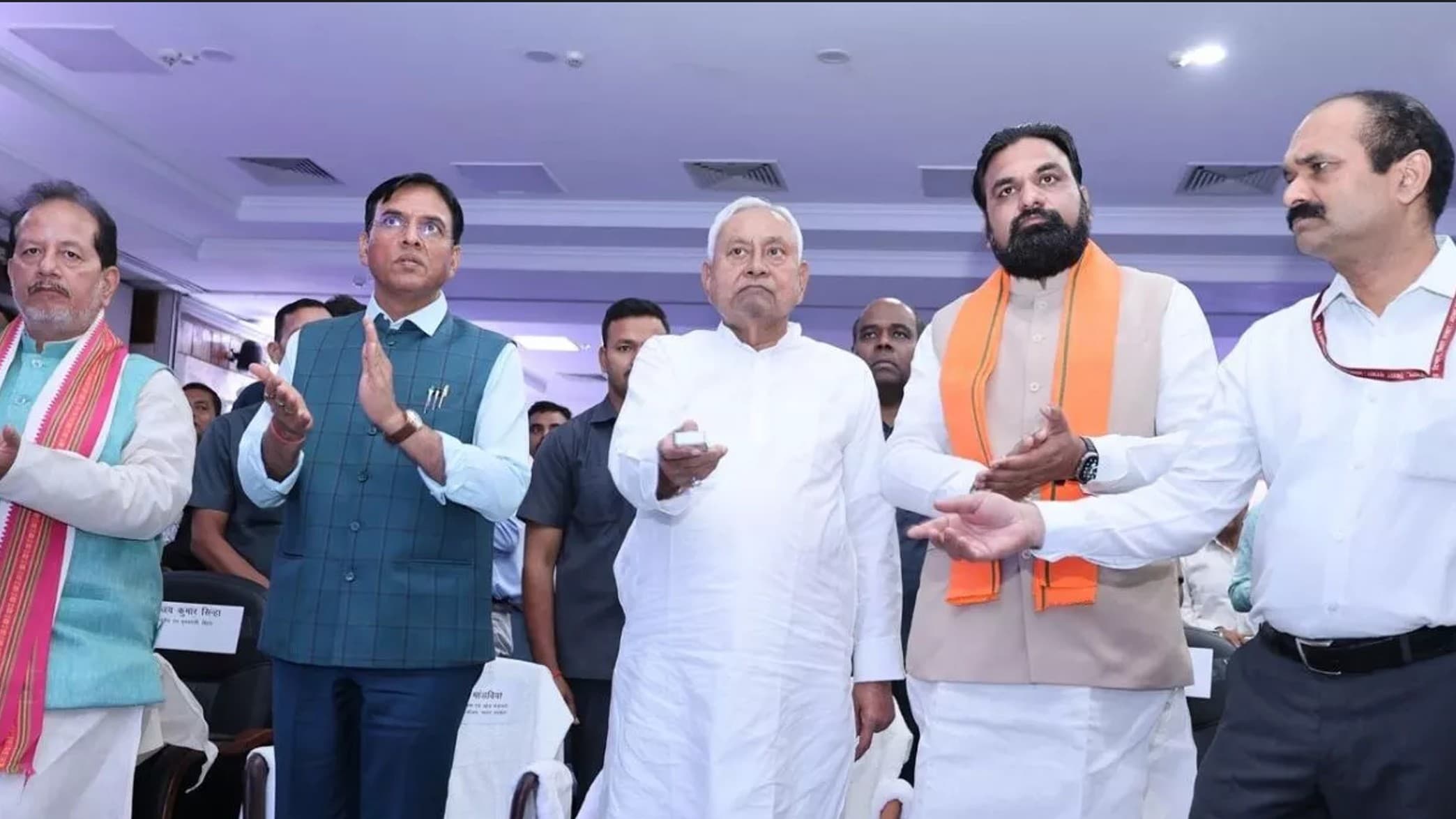 CM Nitish Sports Promotion: CM नीतीश ने 'खेलो इंडिया यूथ गेम्स 2025' का लिया जायजा, खिलाड़ियों से की मुलाकात, बोले- बिहार अब खेलों में भी बनेगा नंबर 1!