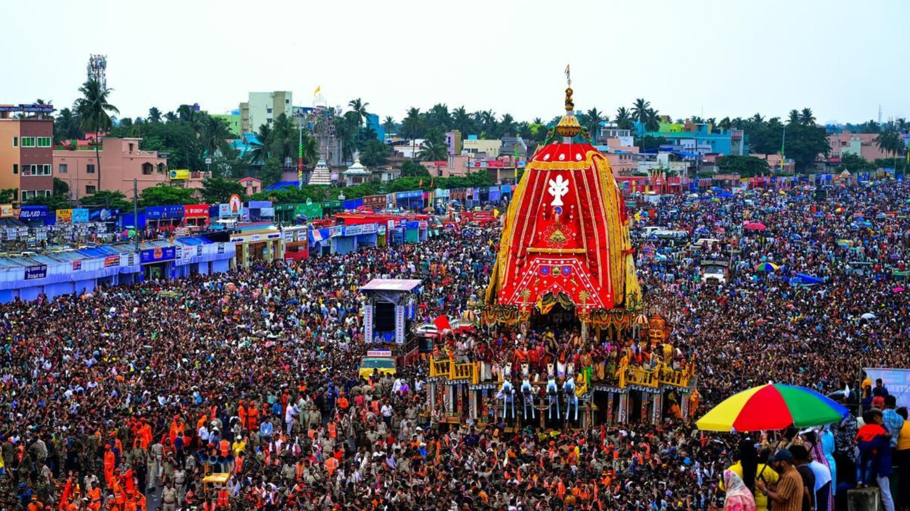 आस्था नहीं, अव्यवस्था बन रही है मौत की वजह: भारत में भीड़ प्रबंधन की घातक नाकामी