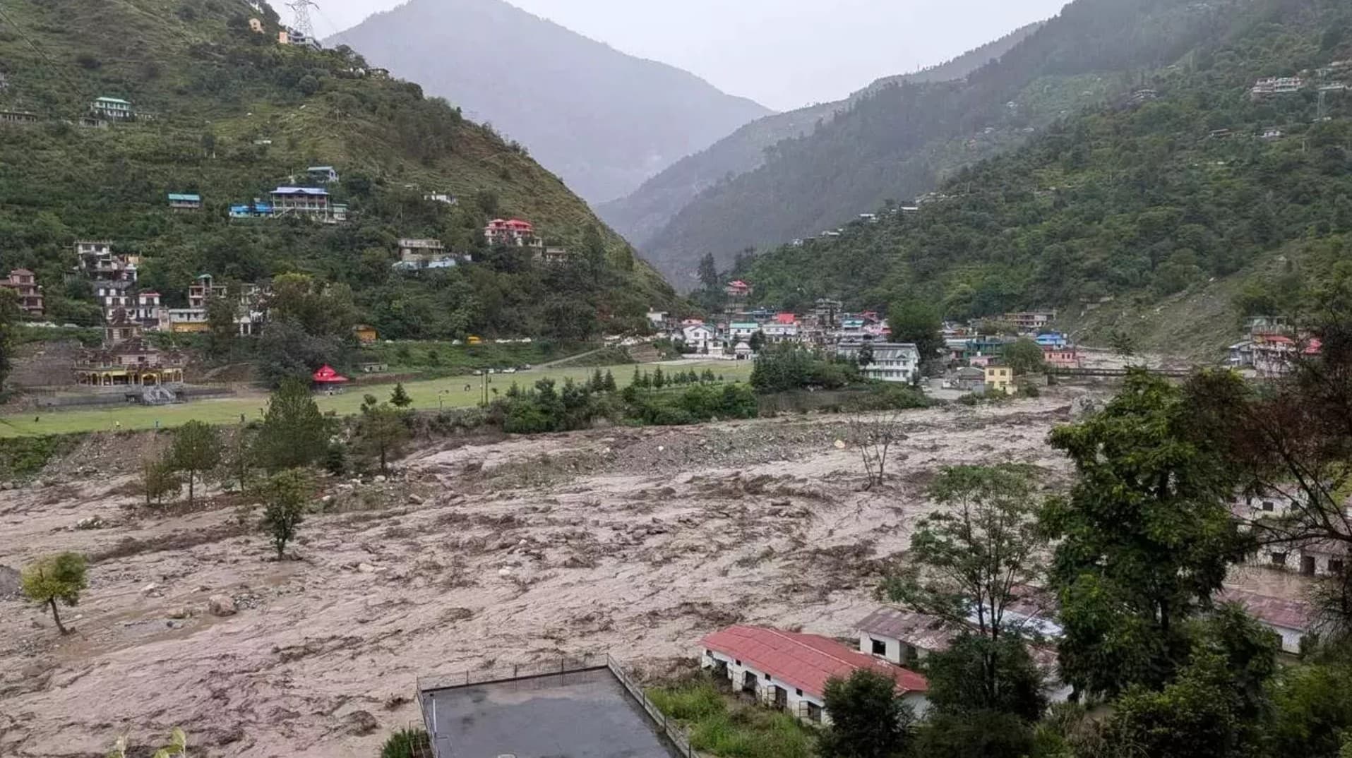 Himachal Pradesh Rain: हिमाचल में बादल फटने से तबाही, 2 की मौत और 20 से अधिक लोग लापता