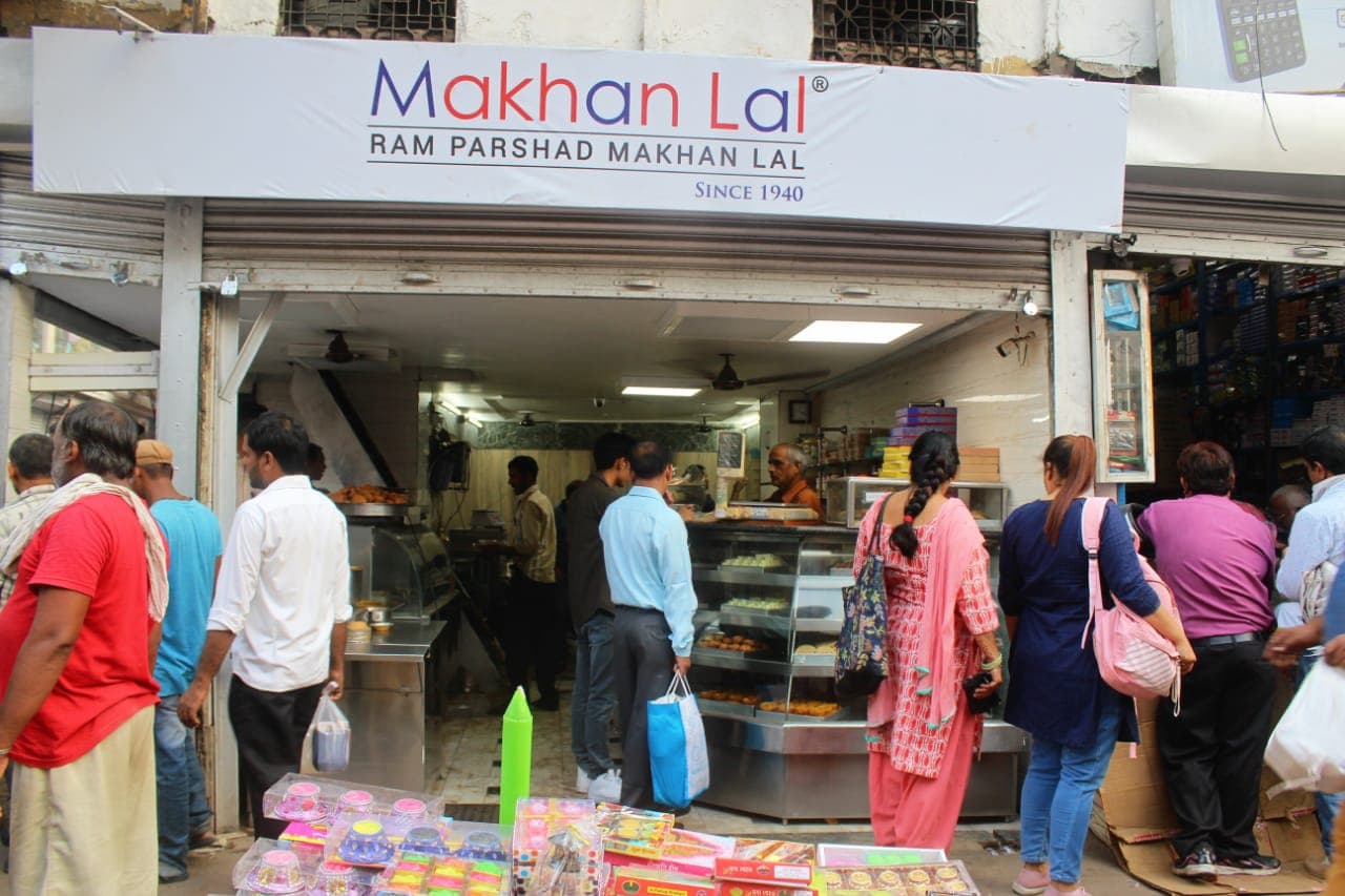 मक्खन लाल के मालपुए: देसी घी का स्वाद, जो आम से लेकर सेलेब्स तक को खींच लाए