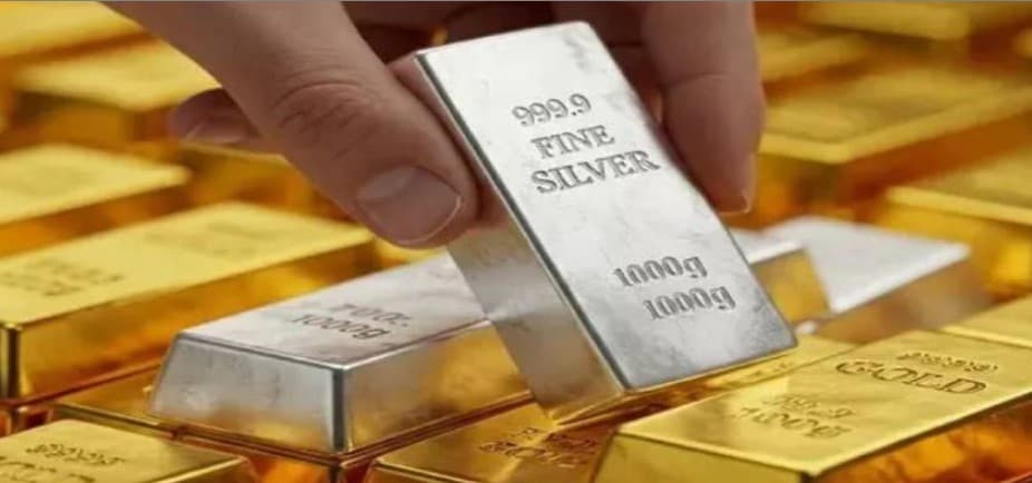 Gold Silver Today Price: रिकॉर्ड हाई के बाद ताबड़तोड़ गिरावट, चांदी ₹2.40 लाख से नीचे