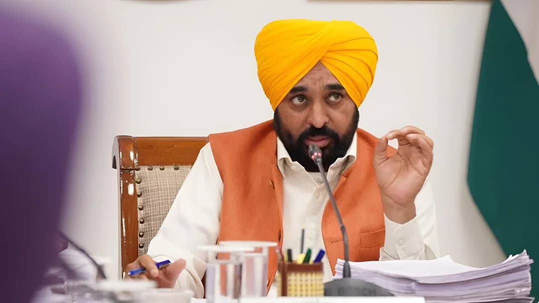 Punjab Ration News: मुख्यमंत्री भगवंत सिंह मान ने 2,800 नए राशन डिपो लाइसेंस बांटे, 5.5 लाख कार्डधारकों को मिलेगा लाभ