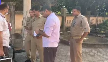 उत्तर प्रदेश: 100 बेड अस्पताल के आवास में डॉक्टर की संदिग्ध परिस्थितियों में मौत, जांच में जुटी पुलिस