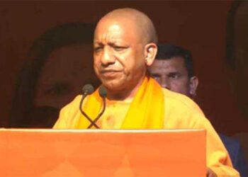 केजरीवाल है दिल्ली की दुर्गती करने वाले सबसे बड़े अपराधीः योगी