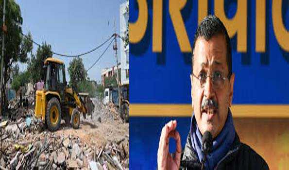 दस साल में भाजपा ने झुग्गियों को तोड़कर तीन लाख लोगों को बेघर किया: केजरीवाल