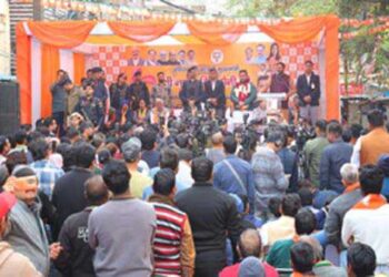 दिल्ली को पेरिस बनाने की बात करने वाले केजरीवाल ने खुद के घर को पेरिस बनायाः सैनी