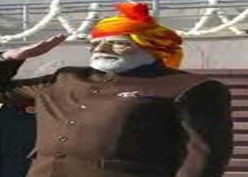 विशेष पोषाक में कर्तव्य पथ पर पहुंचे मोदी, पगड़ी ने खींचा लोगों का ध्यान