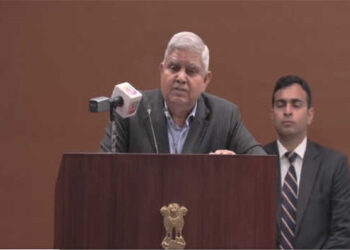 समान नागरिक संहिता लागू करने का समय आ गया है : धनखड़
