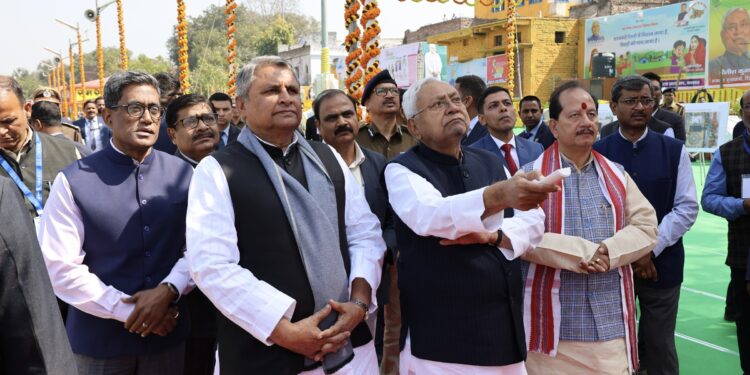 प्रगति यात्रा के क्रम में मुख्यमंत्री ने किया बक्सर जिले में कई योजनाओं का शिलान्यस एवं उद्घाटन