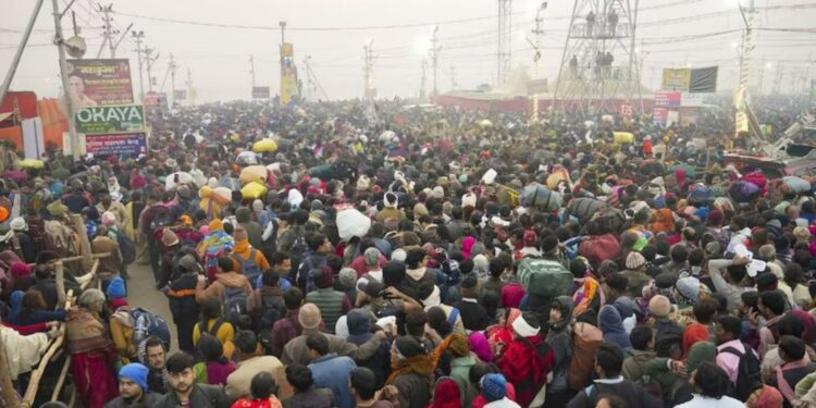 Maha Kumbh 2025: महाकुंभ में भीड़ से हालात बिगड़े, संगम स्टेशन 14 फरवरी तक बंद; अब तक 43.57 करोड़ श्रद्धालुओं ने किया स्नान