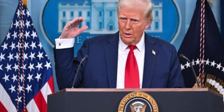 Trump Imposes 25% Tariff On EU: ट्रंप ने यूरोपीय संघ पर लगाया 25% टैरिफ, कहा- अमेरिका को नुकसान पहुंचाने के लिए बनाया गया था ये संघ