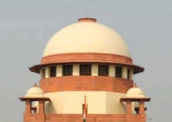 अवैध अप्रवासियों को निर्वासित नहीं करने पर असम सरकार को सुप्रीम कोर्ट की फटकार