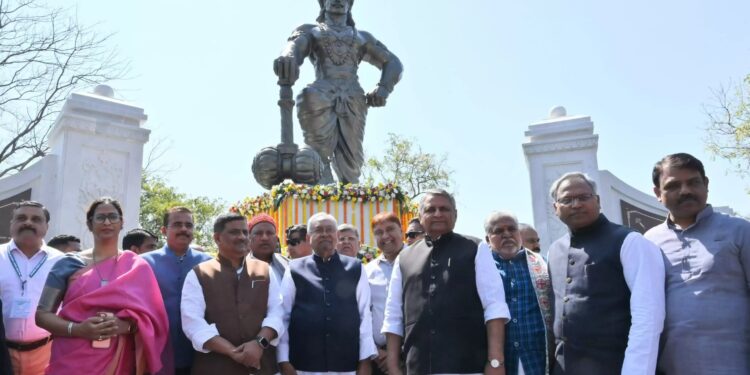 Rajgir Latest News Today: 21 फीट ऊंची सम्राट जरासंध की प्रतिमा का अनावरण, मुख्यमंत्री नीतीश कुमार ने किया नमन