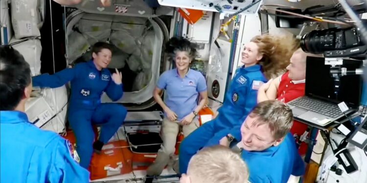 Sunita Williams: सुनीता विलियम्स की धरती पर वापसी का इंतजार: NASA-SpaceX का क्रू-10 मिशन सफल, अब जल्द लौटेंगी सुनीता