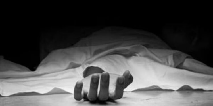 Delhi Crime News Hindi: दिल्ली एयरपोर्ट पर CISF की महिला हेड कांस्टेबल ने की आत्महत्या, पुलिस जांच में जुटी