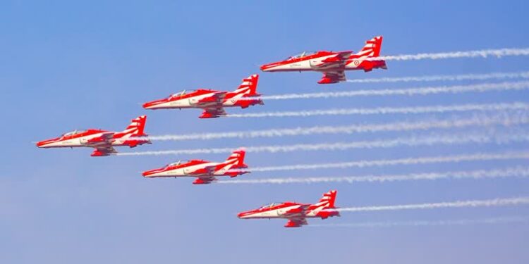 Shaurya Diwas: पटना के नीले आसमान में गूंजा भारत का शौर्य, सूर्यकिरण ने रचा इतिहास!