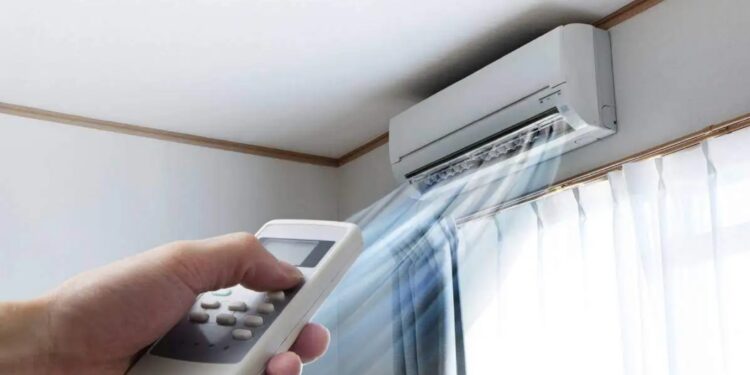 Air Conditioner: गर्मी में AC चलाएं बिना बिल की चिंता! अपनाएं ये 7 स्मार्ट टिप्स, जेब रहेगी हल्की