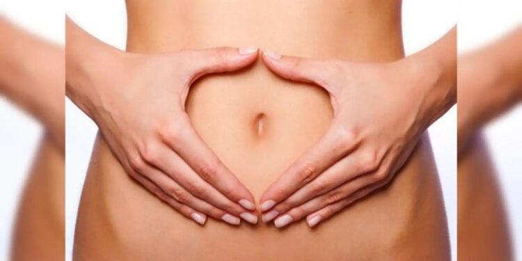 Nabhi Oil Benefits: सिर्फ नाभि में तेल लगाएं और देखें चमत्कारी असर – पाचन, जोड़ों का दर्द और स्किन प्रॉब्लम्स होंगे छूमंतर!