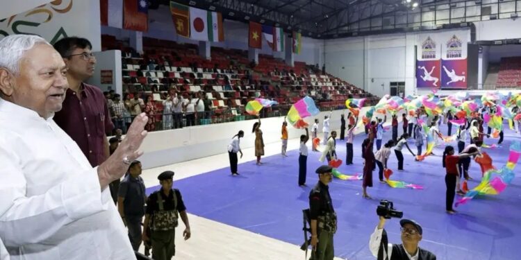 Khelo India Youth Games 2025: CM नीतीश कुमार ने खेलो इंडिया यूथ गेम्स 2025 की तैयारियों का लिया जायजा, गिनीज वर्ल्ड रिकॉर्ड भी सौंपा गया!