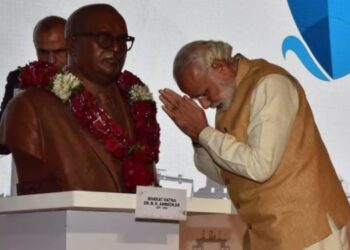 Ambedkar Jayanti 2025: संसद से सड़क तक गूंजा ‘जय भीम’, पीएम मोदी ने दी भावुक श्रद्धांजलि – देखिए देशभर से खास तस्वीरें!