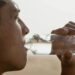 Morning Hydration: दादी की ये सलाह अब वैज्ञानिक भी मानते हैं सही – दिमाग तेज़ चाहिए तो बस ये एक काम करें!
