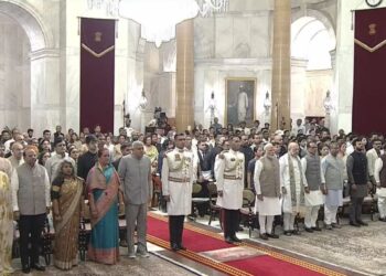 Padma Awards 2025: सुजुकी से लेकर पंकज उधास तक, राष्ट्रपति मुर्मू ने इन 71 हस्तियों को किया सम्मानित – देखें पूरी लिस्ट!