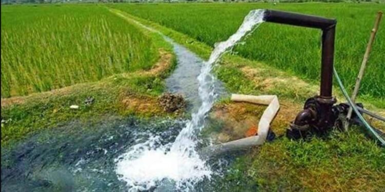 Har Khet Ko Pani Bihar 2025: हर खेत को पानी योजना में अब भी मौका! मुफ्त बिजली कनेक्शन के लिए किसान जल्द करें आवेदन, अब तक 2.38 लाख को मिल चुका लाभ