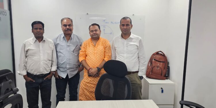 Web Journalists Mahakumbh 2025: दिल्ली में वेब पत्रकारों का ‘महाकुंभ’, सरकार से स्वास्थ्य बीमा, पेंशन और जमीन की मांगें उठेंगी!