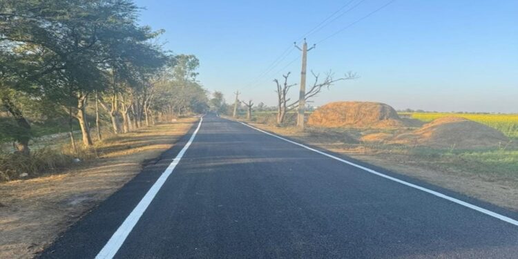 Bihar Rural Road Scheme: बिहार का हर गांव अब पक्की सड़क से जुड़ा! जानें कैसे 1.19 लाख बसावटों तक पहुँची बारहमासी संपर्कता