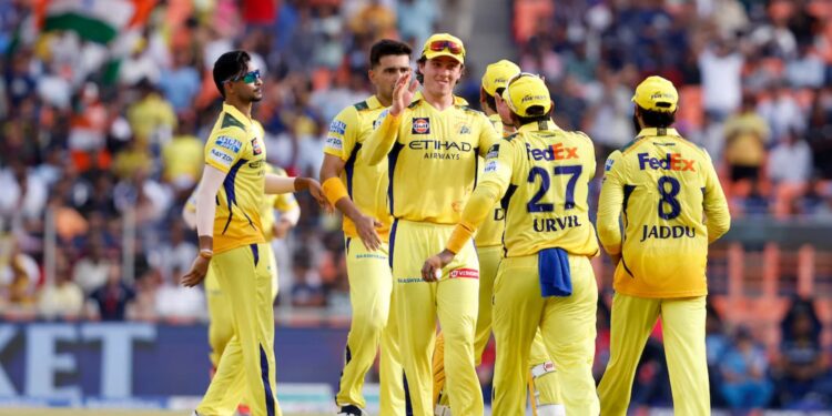 IPL 2025 में गुजरात की किला ढह गई! चेन्नई ने 83 रन से रौंदा, CSK ने जीत के साथ ली विदाई