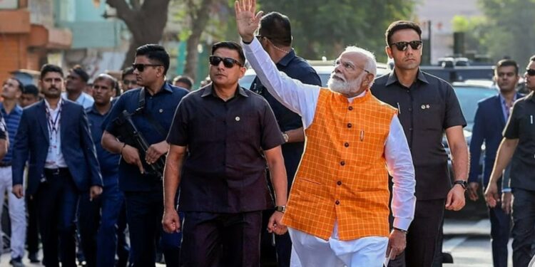 PM मोदी के पटना दौरे से पहले बिजली विभाग अलर्ट! एयरपोर्ट से राजभवन तक 24 घंटे सप्लाई की स्पेशल तैयारी