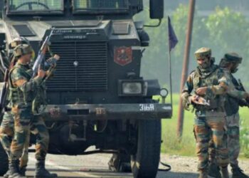 Kashmir Terror Module: जम्मू-कश्मीर में आतंकी नेटवर्क पर बड़ा वार! शोपियां से गिरफ्तारी, पुंछ में छापेमारी और लश्कर से लिंक का खुलासा
