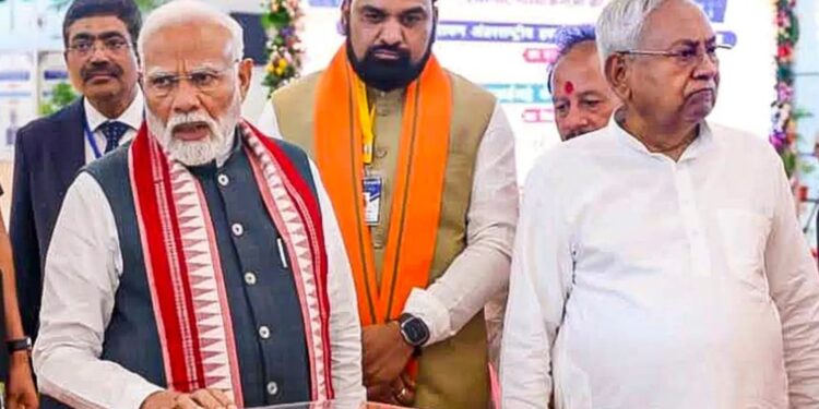 PM Modi Rohtas visit 2025: बिहार में ₹48,500 करोड़ की बरसात! पीएम मोदी-नीतीश ने मिलकर रोहतास से बदली विकास की दिशा