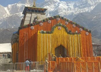 Kedarnath Yatra 2025: केदारनाथ धाम के कपाट खुले, 108 क्विंटल फूलों से सजी महादेव की नगरी, पहली पूजा PM मोदी के नाम!