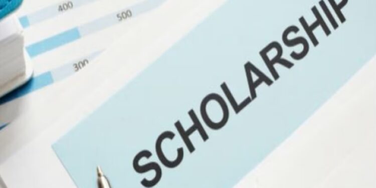 Scholarship benefit bihar 2024-25: बिहार में स्कॉलरशिप की बारिश! 50 लाख छात्रों को ₹786 करोड़ की आर्थिक मदद, जानें किन्हें मिला लाभ