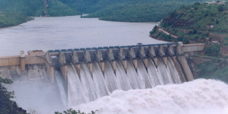 Bihar Water Resources Department: हर खेत तक पानी पहुंचेगा या निलंबित होंगे अफसर! विजय चौधरी ने सिंचाई समीक्षा बैठक में दिए कड़े निर्देश