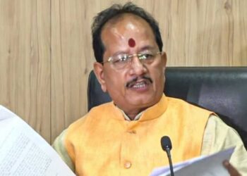 Bihar News: बिहार में बालू की कमी अब नहीं रोकेगी विकास! उपमुख्यमंत्री विजय सिन्हा का बड़ा ऐलान, निर्माण कार्य रहेंगे निर्बाध