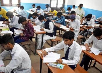 Bihar School News: बिहार के सभी स्कूलों में कल होगी बड़ी मीटिंग! अभिभावकों से मांगे जाएंगे सुझाव, जानें वजह