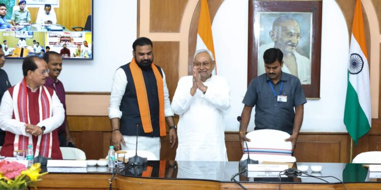 CM Review Meeting Bihar: CM नीतीश का बड़ा एक्शन! बाढ़-सुखाड़ से पहले अधिकारियों को सख्त अल्टीमेटम, जून तक पूरी तैयारी के आदेश!