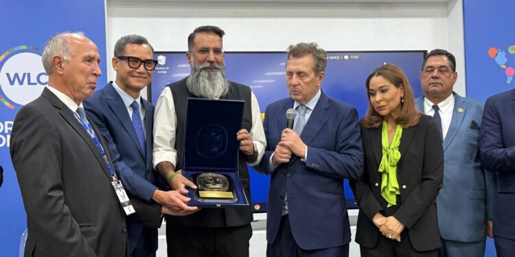 World Jurist Association: भुवन ऋभु ने रच दिया इतिहास! पहली बार किसी भारतीय को मिला बच्चों के हक़ के लिए इंटरनेशनल मेडल