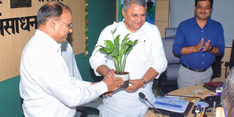 Bihar Irrigation System: बिहार के खेतों तक पानी पहुँचाने को लेकर मंत्री विजय चौधरी का सख्त निर्देश – अभियंताओं की अब खैर नहीं!