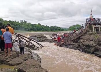 Indrayani River Bridge Collapse : महाराष्ट्र में बड़ा हादसा: इंद्रायणी नदी पर पुल ढहने से 3 की मौत, 32 घायल – जानिए कैसे हुआ ये भीषण हादसा!
