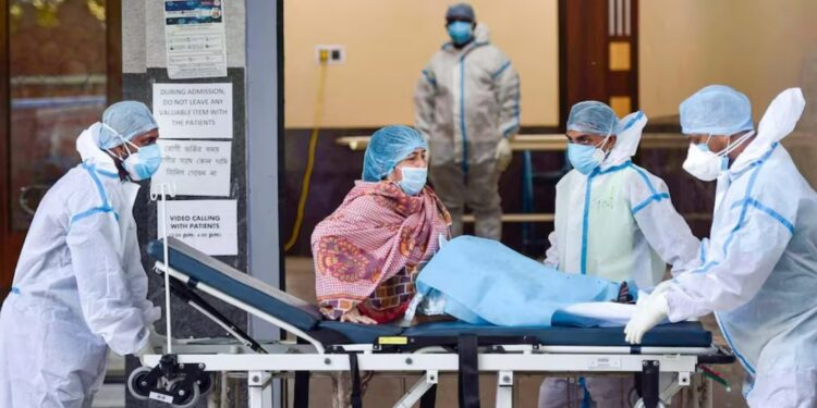 Covid-19 का नया संकट? 24 घंटे में 324 नए केस, 3 मौतें, फिर बढ़ा खतरा! जानिए कौन-कौन से राज्य सबसे ज्यादा प्रभावित हैं