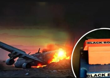 Air India Crash Black Box: Air India Crash का बड़ा खुलासा: ब्लैक बॉक्स बरामद, पीएम मोदी ने किया हादसे का मुआयना!