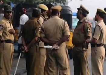 Bihar police witness management: अब कोर्ट में गैरहाजिर पुलिसकर्मियों की खैर नहीं! गवाही के लिए वेबसाइट से मिलेगा समन, वेतन होगा बंद