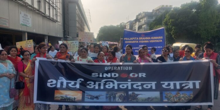 Operation Sindoor News 2025: ऑपरेशन सिंदूर की गूंज दिल्ली तक: शौर्य यात्रा में देशभक्ति का ज्वार, वीर सैनिकों को श्रद्धा-सुमन अर्पित