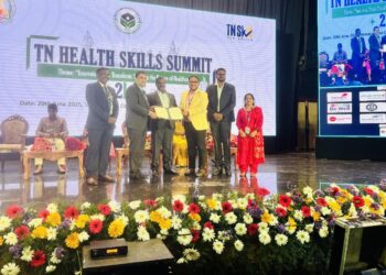 Tamilnadu Nurses International Jobs: तमिलनाडु की नर्सों के लिए गोल्डन मौका! अब UK, US समेत 5 देशों में फ्री में नौकरी का सपना होगा साकार